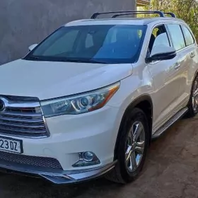 Toyota Highlander 2015