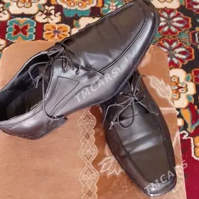 Туфли черные кожанные