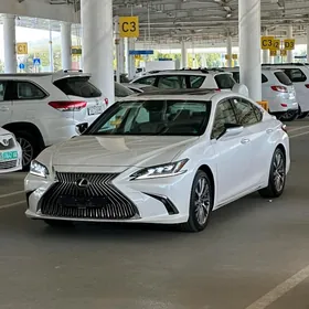 Lexus ES 350 2021