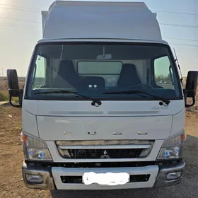 Mitsubishi Canter 2025