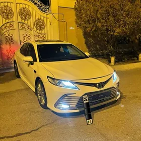 Toyota Camry 2018