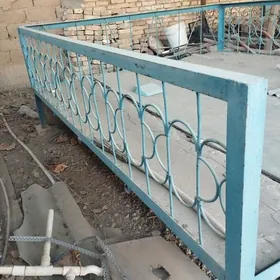 tapjan dursy bilen demirden