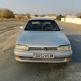 Toyota Camry 1993