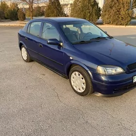 Opel Astra 2004