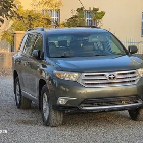 Toyota Highlander 2011