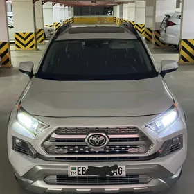 Toyota RAV4 2020