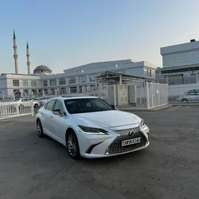 Lexus ES 350 2019