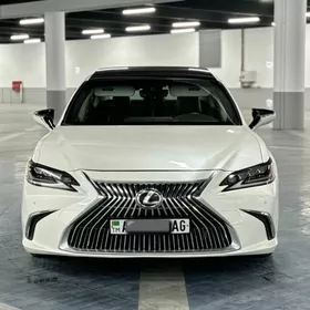Lexus ES 350 2019