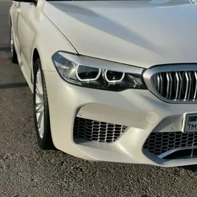 BMW 530 2019