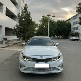 Kia Optima 2020