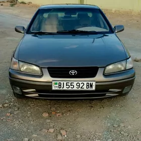 Toyota Camry 1999