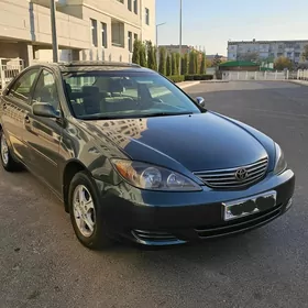 Toyota Camry 2004