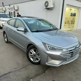 Hyundai Elantra 2020