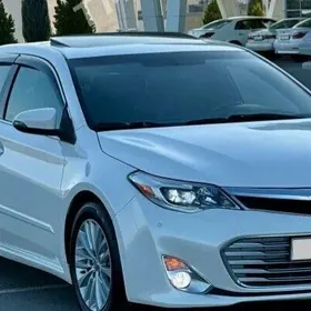 Toyota Avalon 2013
