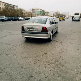 Opel Vectra 1998