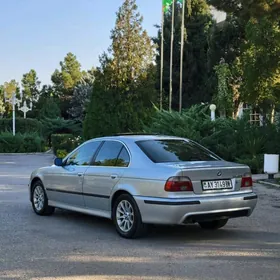BMW E39 1998