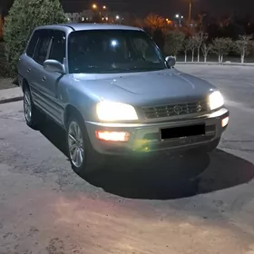 Toyota RAV4 1998