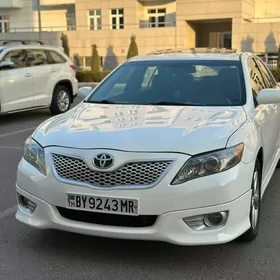 Toyota Camry 2011