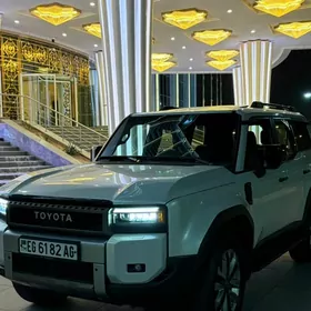 Toyota Land Cruiser Prado 2024