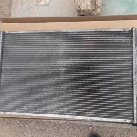 Радиатор. корролла