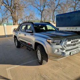 Toyota Tacoma 2023
