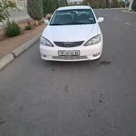 Toyota Camry 2004