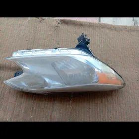 фар нисан верса