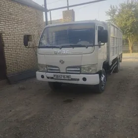 Mitsubishi Canter 2009