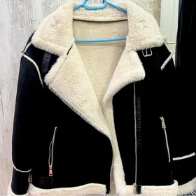 Yensiz kurtka zempir