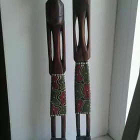 Деревянные статуэтки