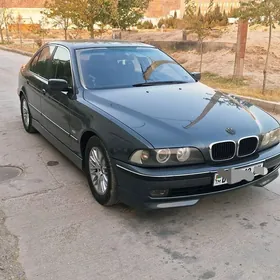 BMW E39 1999
