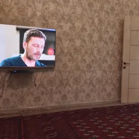 öý işlerine işgär gerek