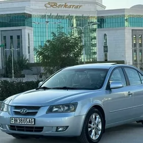 Hyundai Sonata 2004