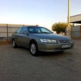 Toyota Camry 2000