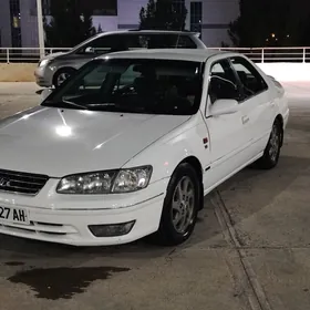 Toyota Camry 1999