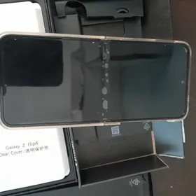 Telefon /ТелефонGalaxy Z Flip4