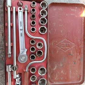 ручные инструменты