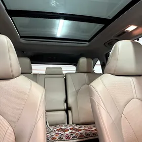 Toyota Highlander 2022