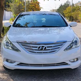 Hyundai Sonata 2012