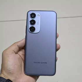 Tecno Spark 40pro+. 16/256