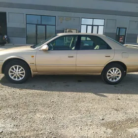 Toyota Camry 2001