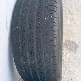 Michelin  255/50/r20