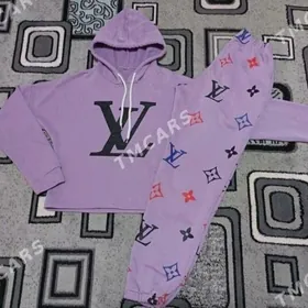 Спортивный костюм • Штаны