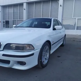BMW E39 1999