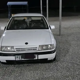Opel Vectra 1990