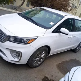 Kia Sedona 2021