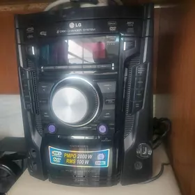 Muzikalnyy Sentr magnitafon