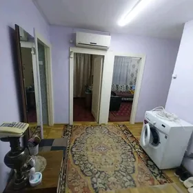 Neftýanik mikroýon 4 komnat