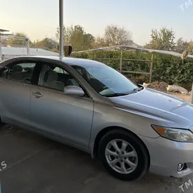 Toyota Camry 2011