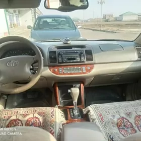 Toyota Camry 2001